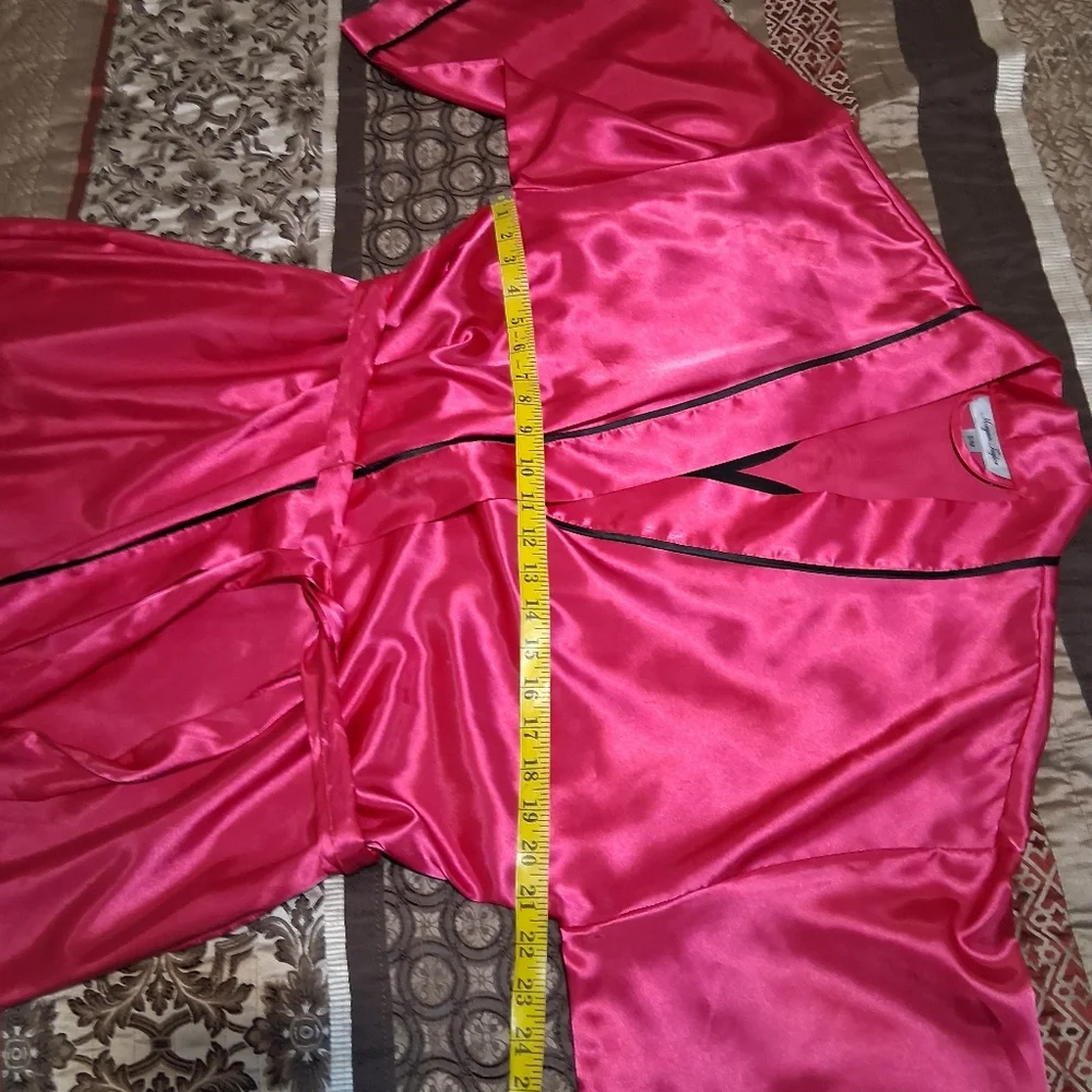 Morgan Taylor Vibrant Pink Satin Robe SzS-M Heart Valentines - Picture 9 of 11